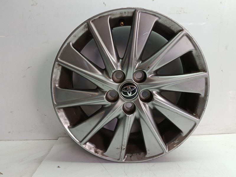 Recambio de llanta para toyota yaris referencia OEM IAM 42611YP500  