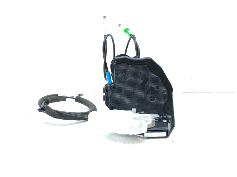 Recambio de cerradura puerta trasera derecha para toyota c-hr referencia OEM IAM 69050F4010  