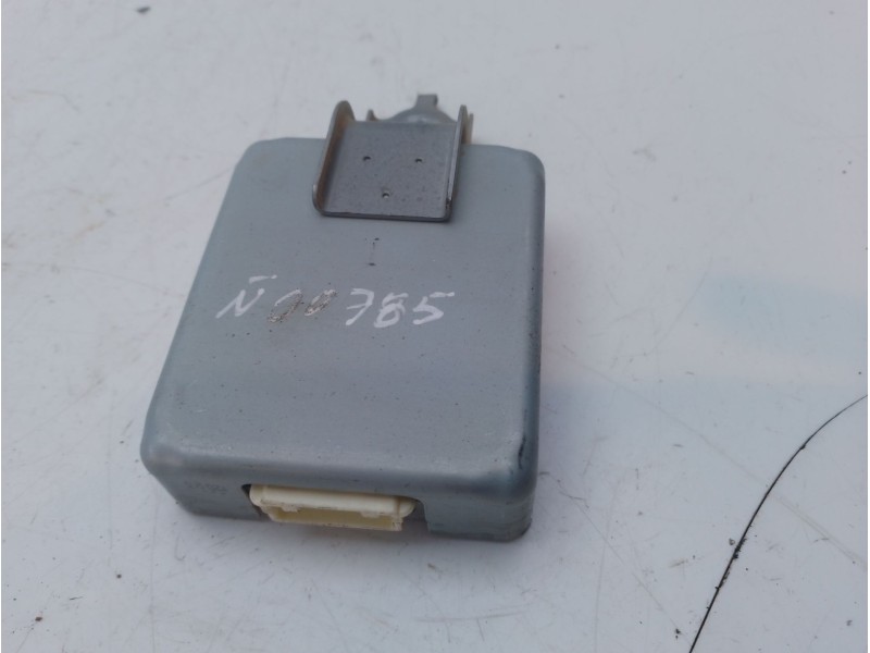 Recambio de modulo electronico para toyota rav4 referencia OEM IAM 86572-42051  166900-1230