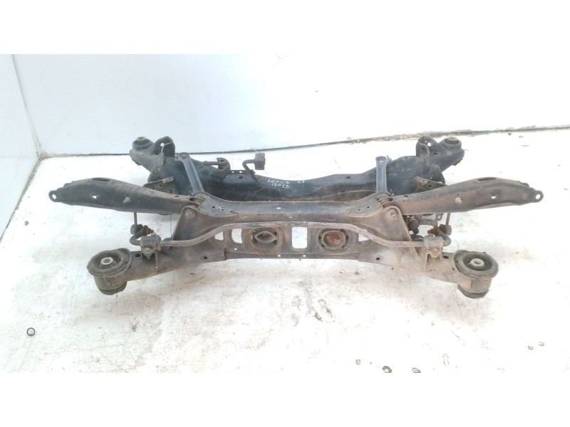 Recambio de puente trasero para lexus is200 (ds2/is2) 220d referencia OEM IAM 5120630100  