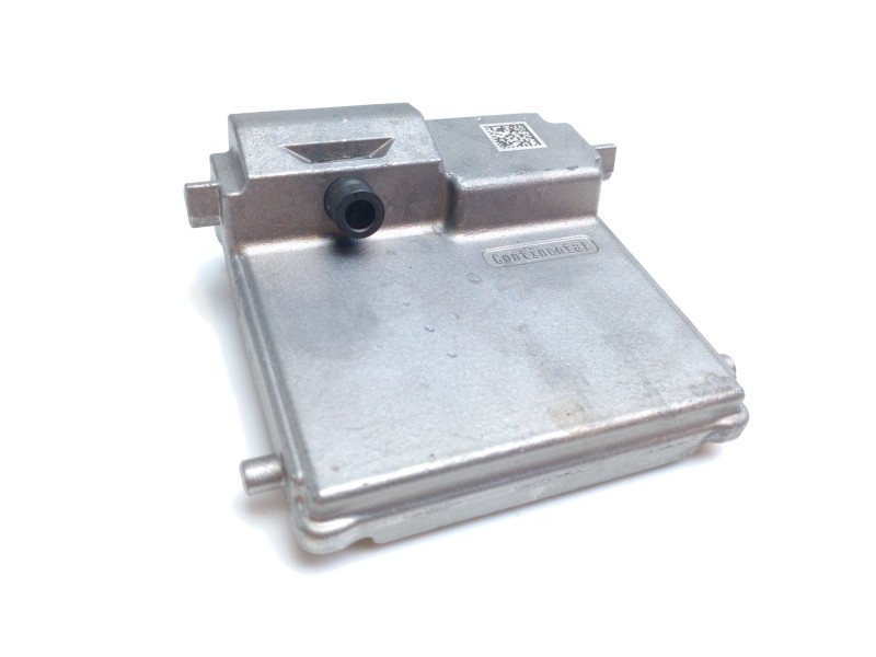 Recambio de modulo electronico para toyota yaris 1.5 16v cat referencia OEM IAM 8646C0D010  