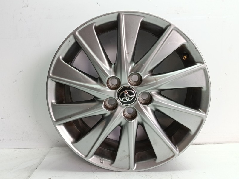 Recambio de llanta para toyota yaris referencia OEM IAM 42611YP500  