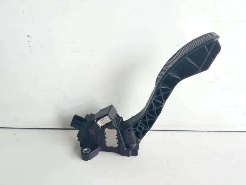 Recambio de potenciometro pedal para toyota auris luna+ referencia OEM IAM 7811002011  