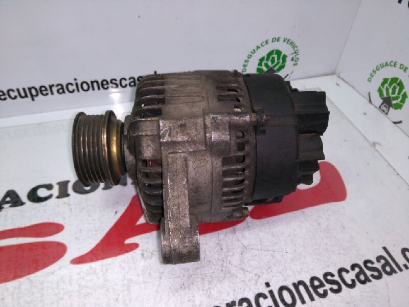 Recambio de alternador para fiat punto berlina (176) 1.2 16v cat referencia OEM IAM 63321625  
