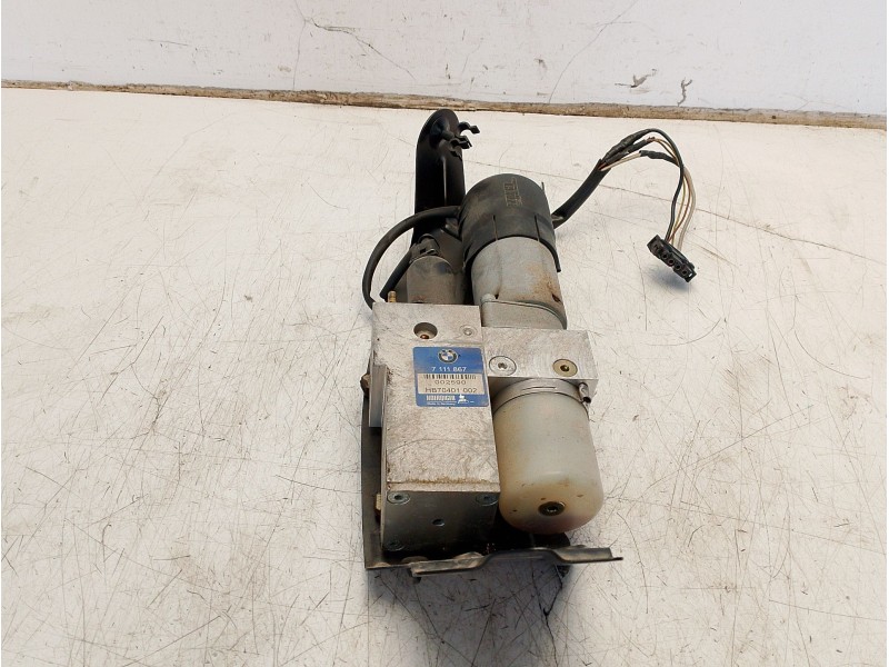 Recambio de amortiguadores maletero / porton para bmw serie 5 touring (e39) 530d referencia OEM IAM 51247163661 7111867 