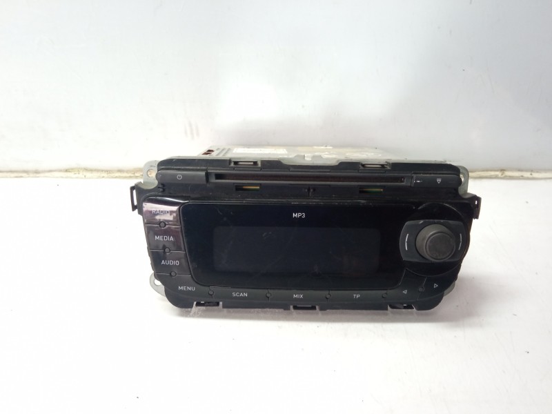 Recambio de sistema audio / radio cd para seat ibiza (6j5) 1.4 tdi referencia OEM IAM w06j1035153d  