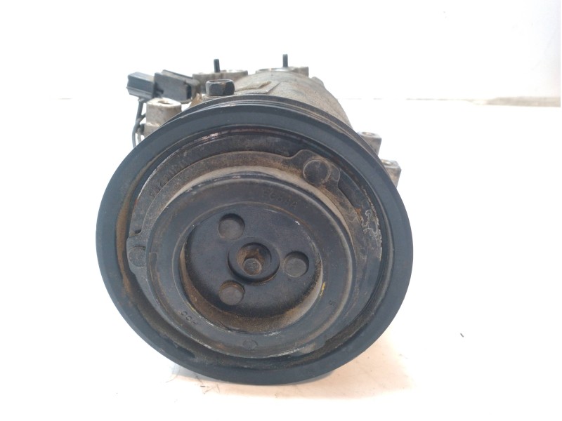 Recambio de compresor aire acondicionado para kia soul diva referencia OEM IAM 977012K201  