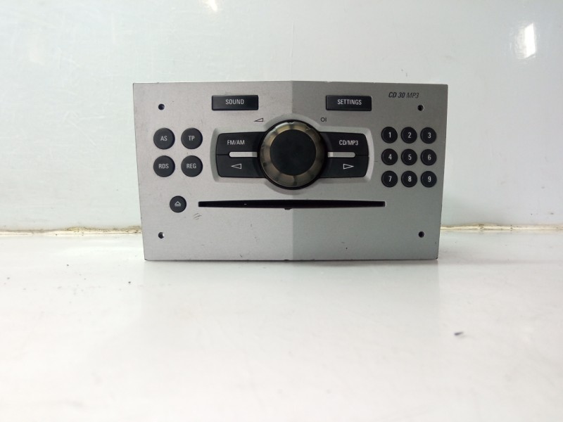Recambio de sistema audio / radio cd para opel astra h berlina referencia OEM IAM 497316088  