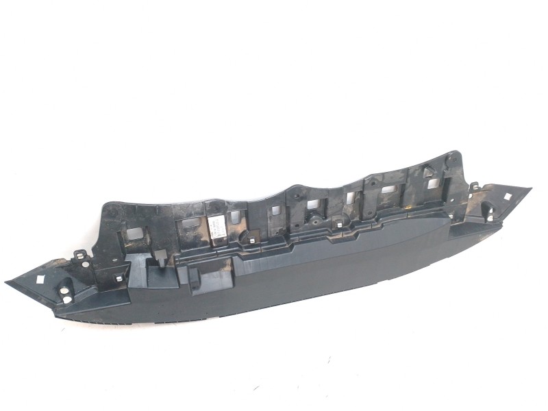 Recambio de faldon delantero para toyota yaris 1.5 16v cat referencia OEM IAM 526180D180  
