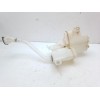 Recambio de deposito limpia para toyota rav4 referencia OEM IAM 8531542470  