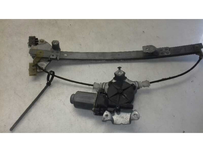 Recambio de elevalunas trasero derecho para nissan primera berlina (p12) acenta referencia OEM IAM 116168  