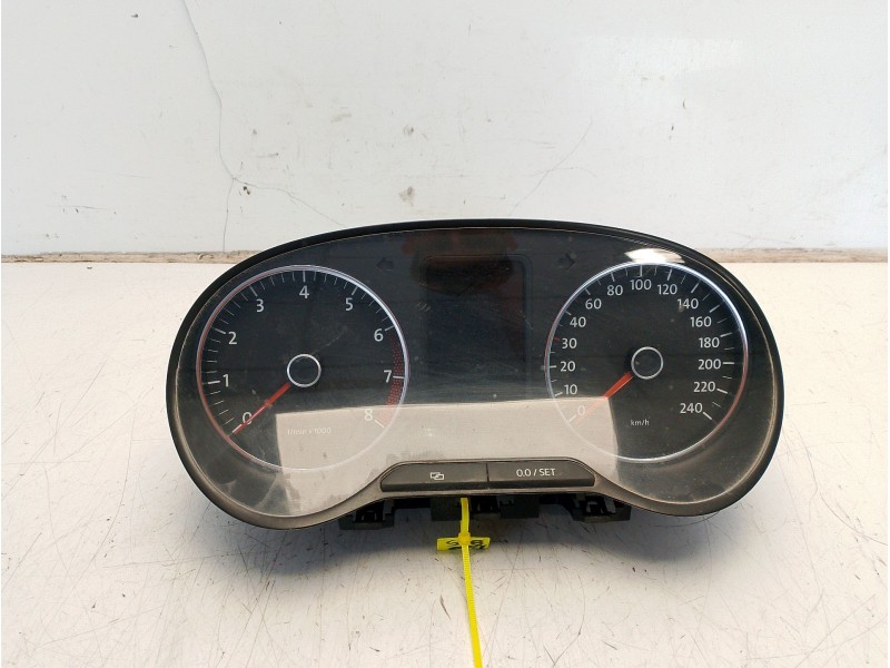 Recambio de cuadro instrumentos para volkswagen polo (9n3) advance referencia OEM IAM 6R0920860DX  