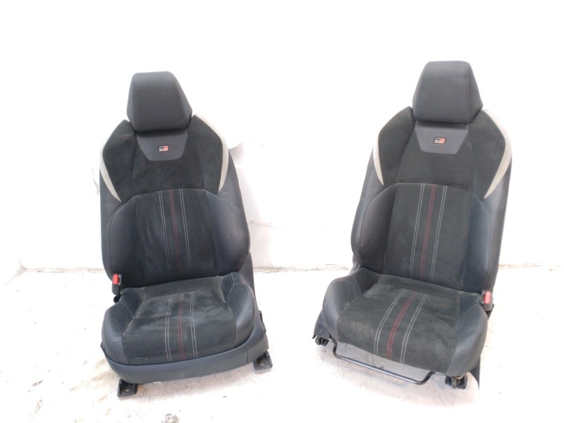Recambio de juego asientos completo para toyota c-hr referencia OEM IAM 71073YP450A0  