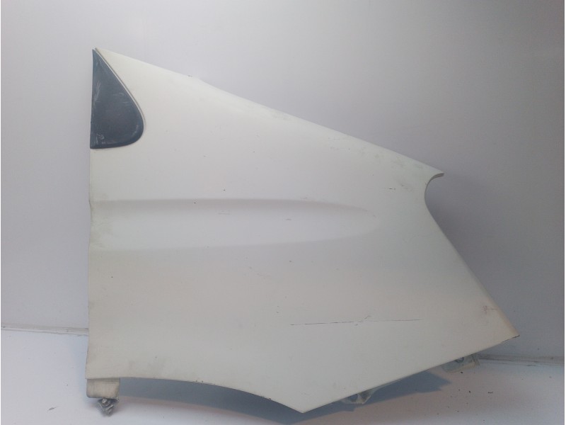 Recambio de aleta delantera derecha para iveco daily caja cerrada (2006 =>) 3.0 diesel referencia OEM IAM 5801352978  
