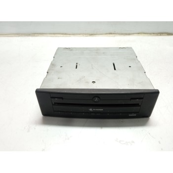 SISTEMA AUDIO / RADIO CD 8200290680A 