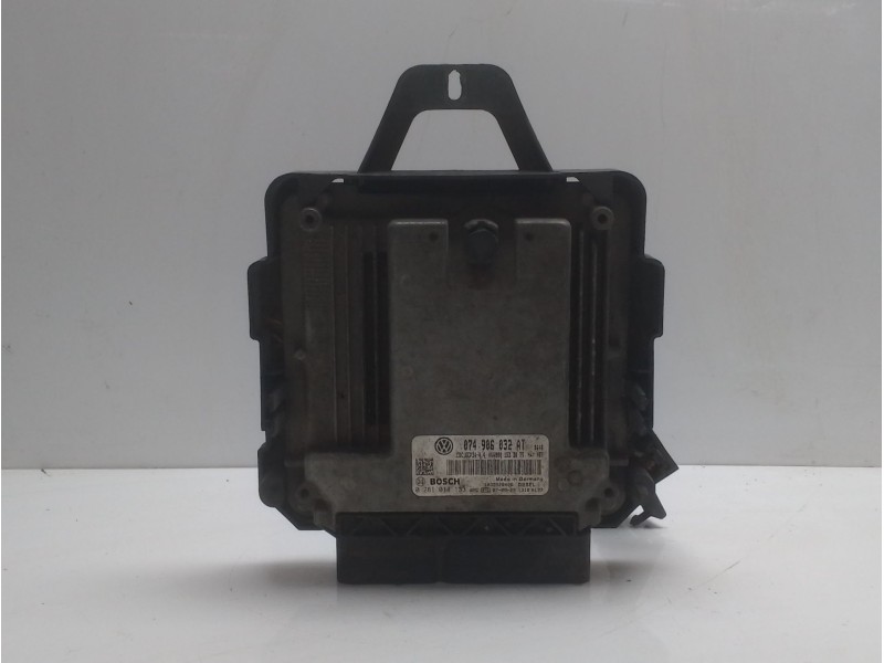Recambio de centralita motor uce para volkswagen crafter caja cerrada 2.5 tdi dpf referencia OEM IAM 03L906012C  
