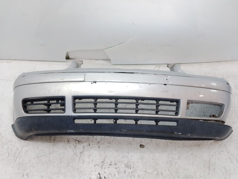 Recambio de paragolpes delantero para volkswagen golf iv berlina (1j1) referencia OEM IAM 1J0805551E  