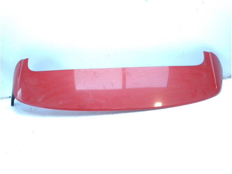 Recambio de aleron trasero para kia ceed business referencia OEM IAM 87211J7300 87210J7300 