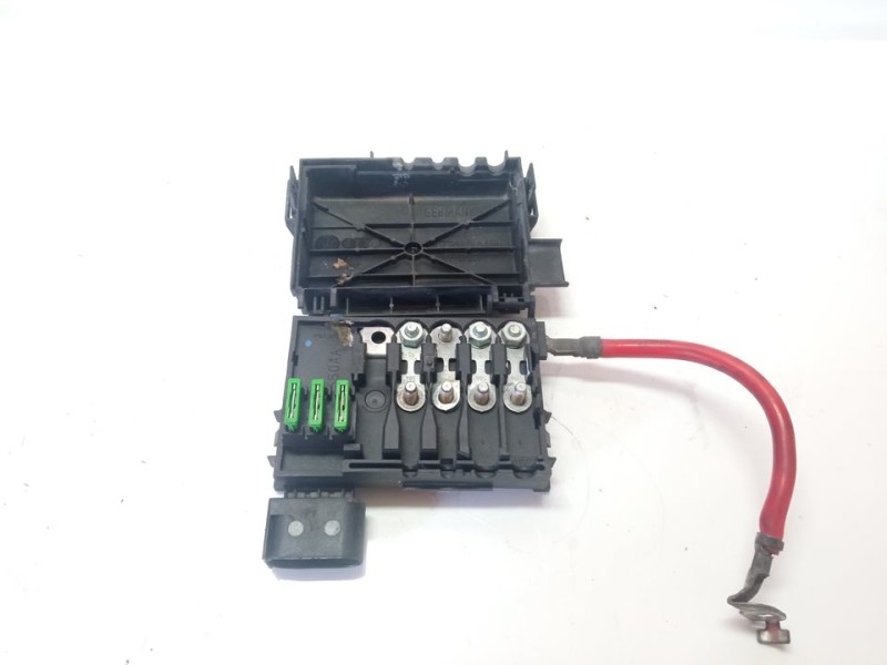 Recambio de caja reles / fusibles para seat leon (1m1) last edition referencia OEM IAM 1J0937550  