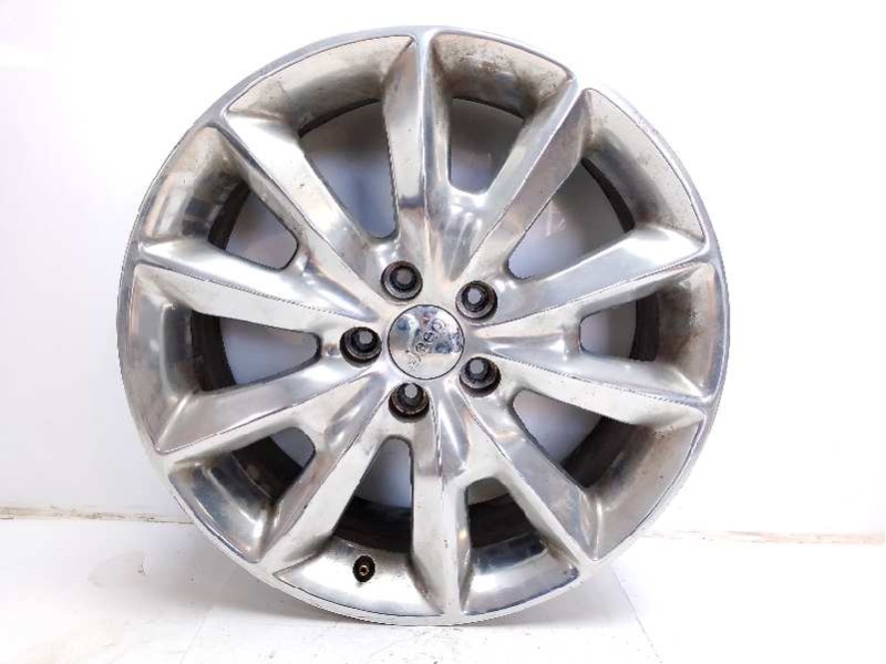 Recambio de llanta para jeep cherokee 2.2 m-jet cat referencia OEM IAM 5SN87TRMAA  