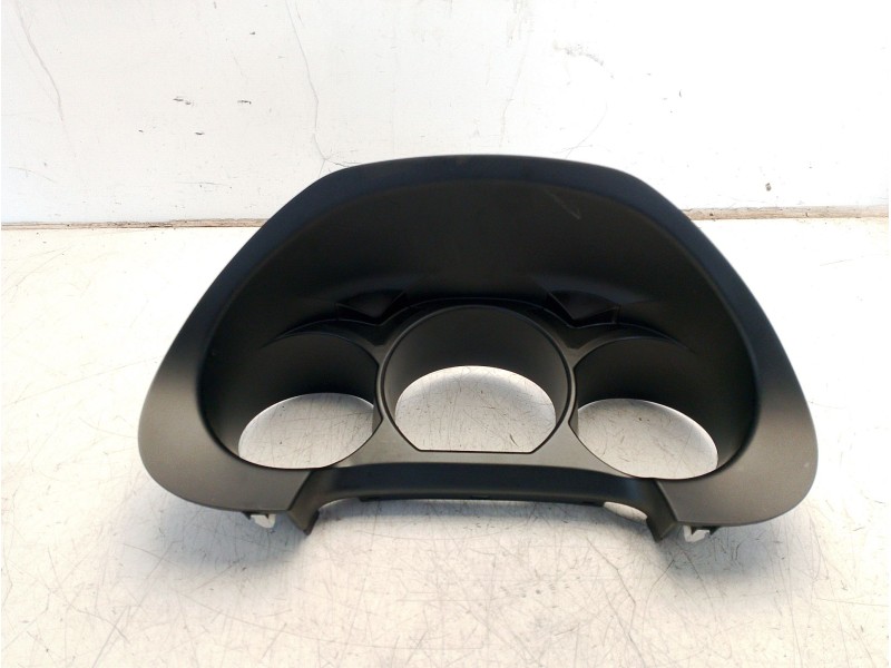 Recambio de moldura para lexus gs (_s19_) 450h (grs191_, gws191_) referencia OEM IAM 8395030120A  