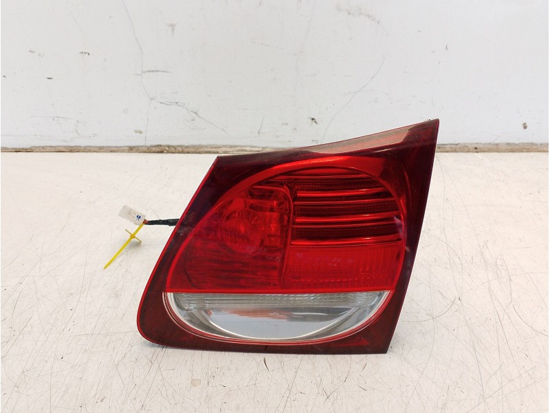 Recambio de piloto trasero derecho interior para lexus gs (_s19_) 450h (grs191_, gws191_) referencia OEM IAM 8158130330  