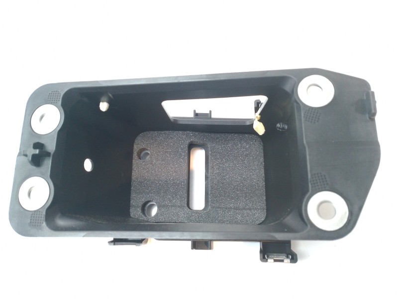 Recambio de molduras delanteras para cupra formentor tsi cupra referencia OEM IAM 5FA864225  