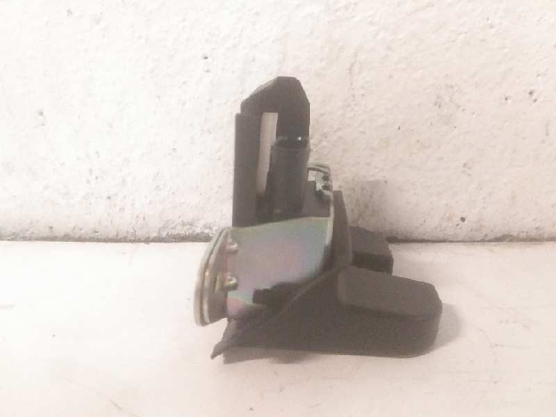 Recambio de cerradura maletero / porton para volkswagen polo advance referencia OEM IAM 2G6827505B9B9  