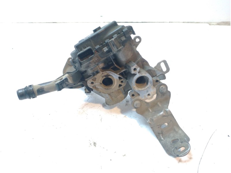 Recambio de valvula egr para citroën c4 picasso seduction referencia OEM IAM 9807369980  