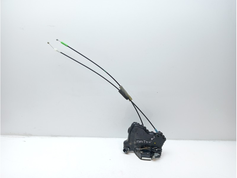 Recambio de cerradura puerta delantera derecha para toyota rav 4 referencia OEM IAM 6903060240 7033103 