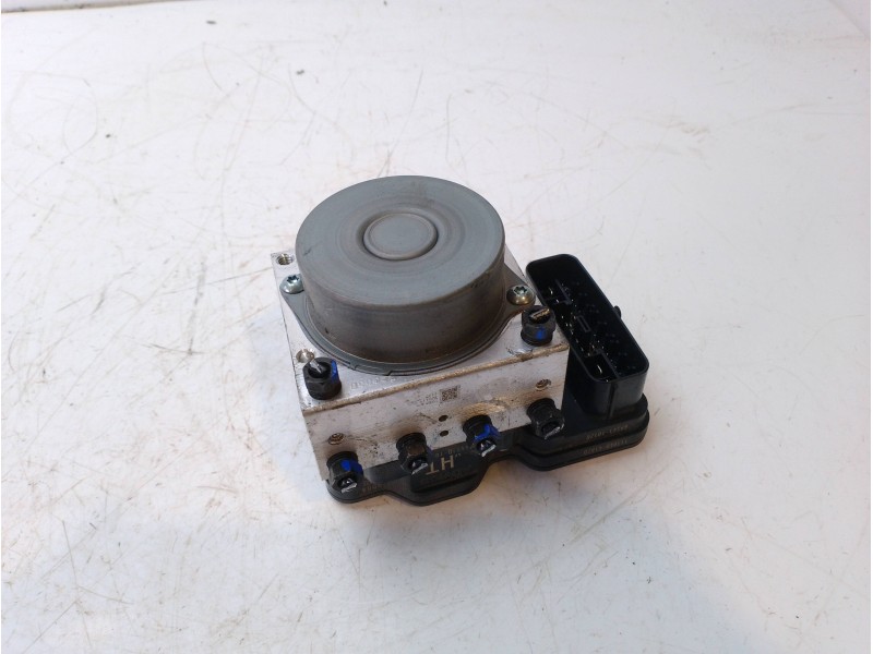 Recambio de abs para toyota c-hr referencia OEM IAM 4405010010  
