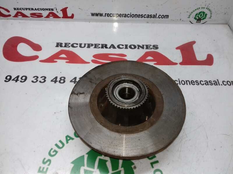 Recambio de buje para renault trafic caja cerrada (ab 4.01) 1.9 diesel referencia OEM IAM 120921  