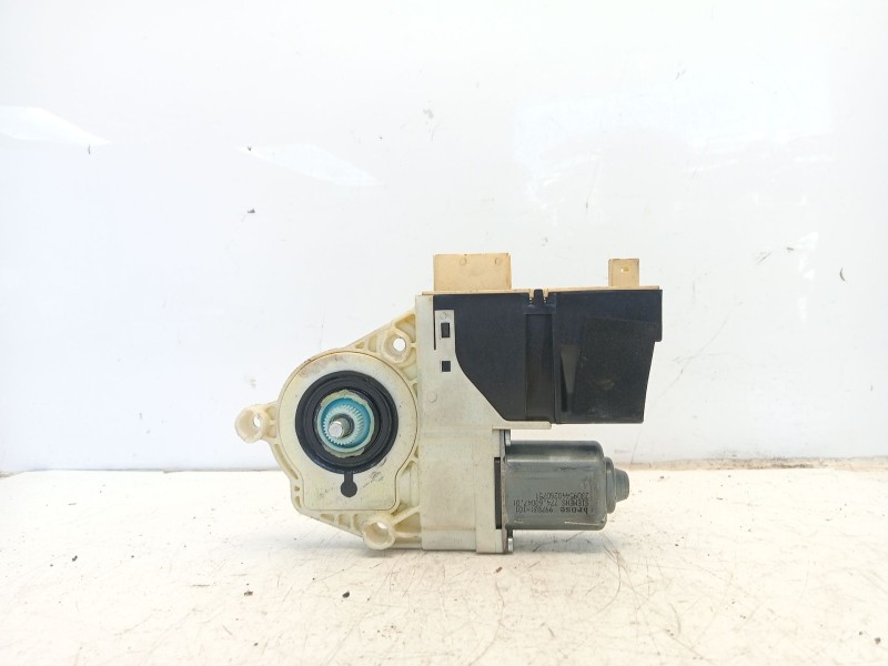 Recambio de motor elevalunas delantero derecho para citroën c4 berlina collection referencia OEM IAM 9222AV  