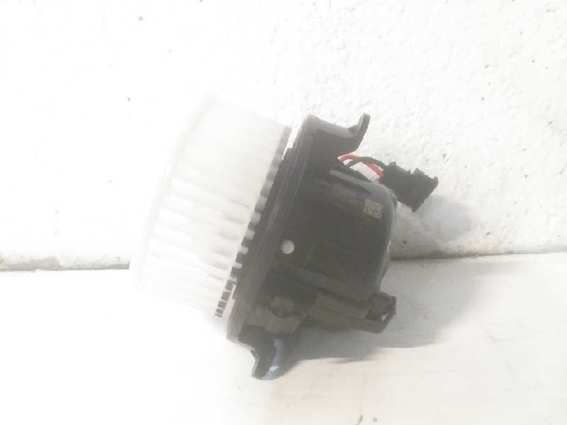 Recambio de motor calefaccion para volkswagen polo advance referencia OEM IAM 2Q1819021  