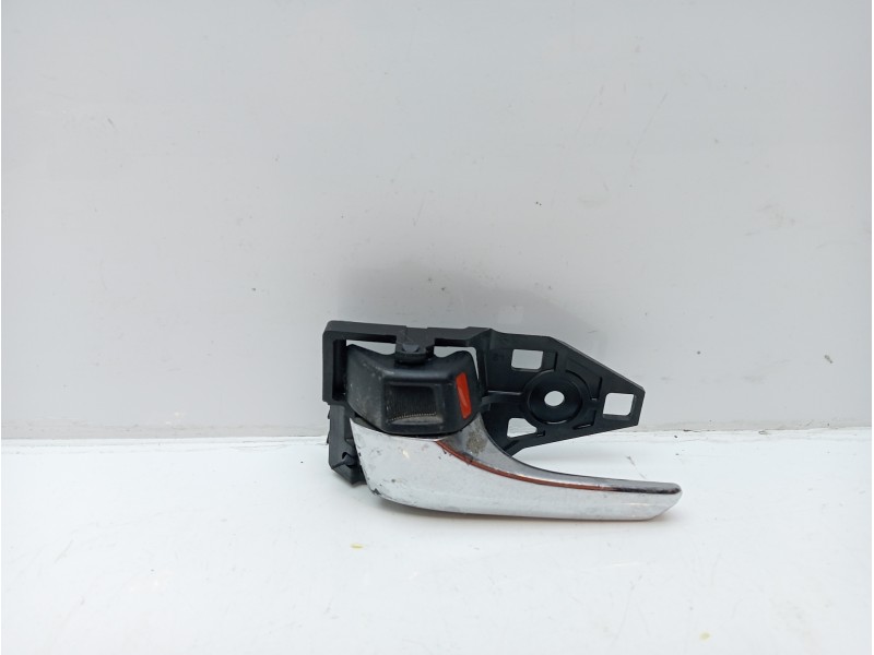 Recambio de maneta interior trasera derecha para toyota rav 4 referencia OEM IAM 6783660010  