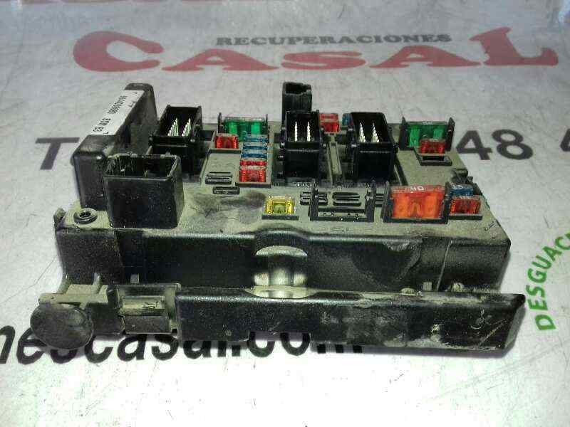 Recambio de caja reles / fusibles para citroën xsara berlina 1.6i 16v sx referencia OEM IAM 9644038680  