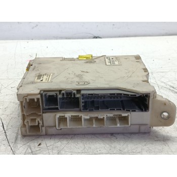 CAJA RELES / FUSIBLES 8273030631 