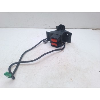 CINTURON SEGURIDAD TRASERO 7348042070C0 