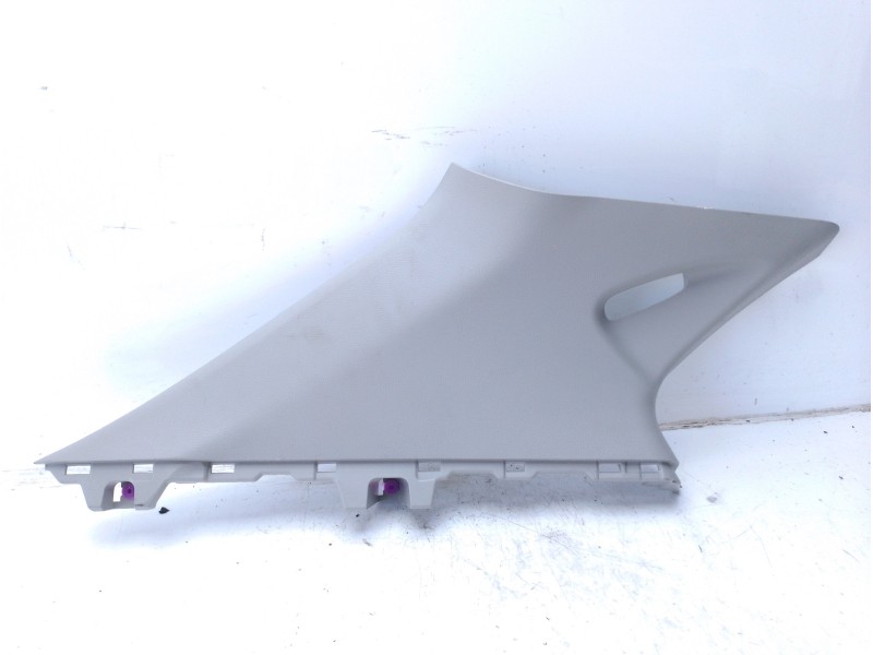 Recambio de moldura para toyota yaris hybrid active referencia OEM IAM 624720DC80C0  