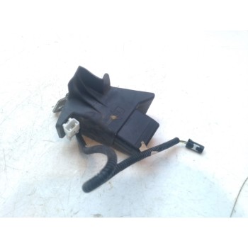 CINTURON SEGURIDAD TRASERO 7338042150C0 