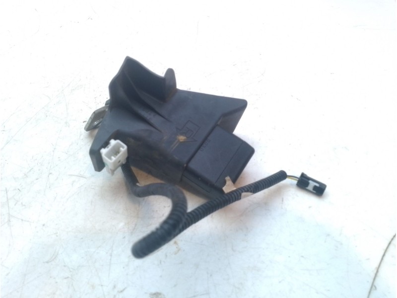 Recambio de cinturon seguridad trasero para toyota rav4 referencia OEM IAM 7338042150C0  