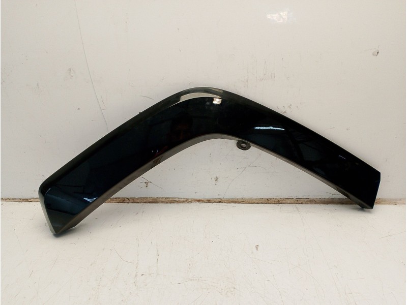 Recambio de aletin trasero derecho para toyota rav 4 referencia OEM IAM 7560542200  