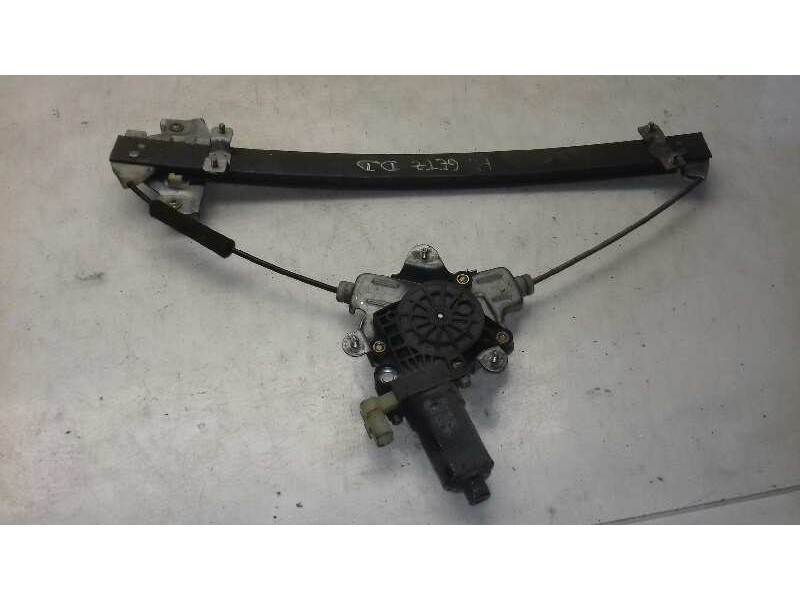 Recambio de elevalunas delantero derecho para hyundai getz (tb) 1.4 gl referencia OEM IAM 824031C010  