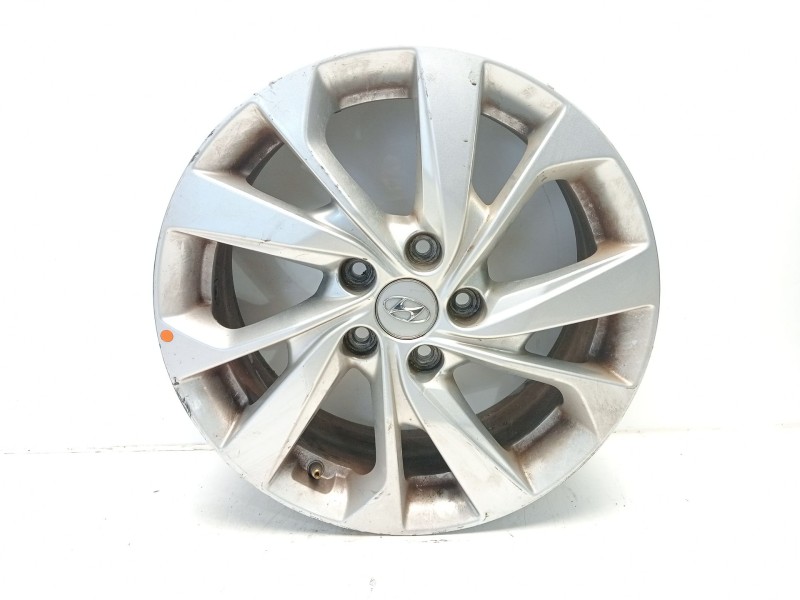 Recambio de llanta para hyundai tucson 1.6 cat referencia OEM IAM 52910D7220  