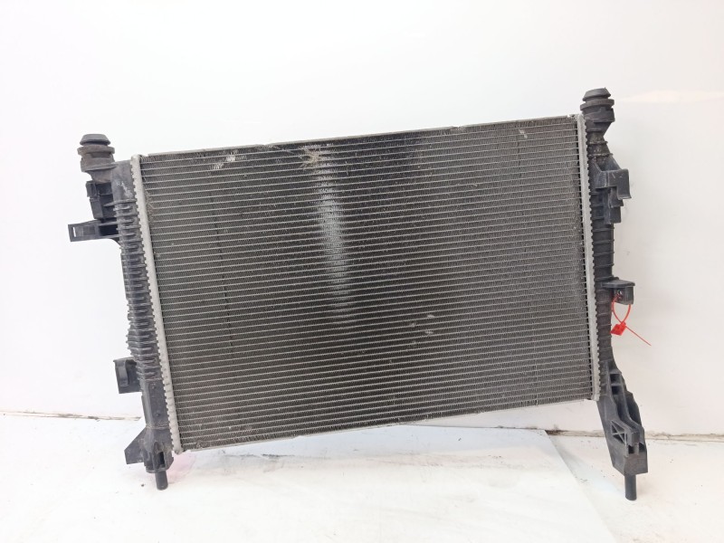 Recambio de radiador agua para ford focus turn. (cb8) titanium referencia OEM IAM 1830143  