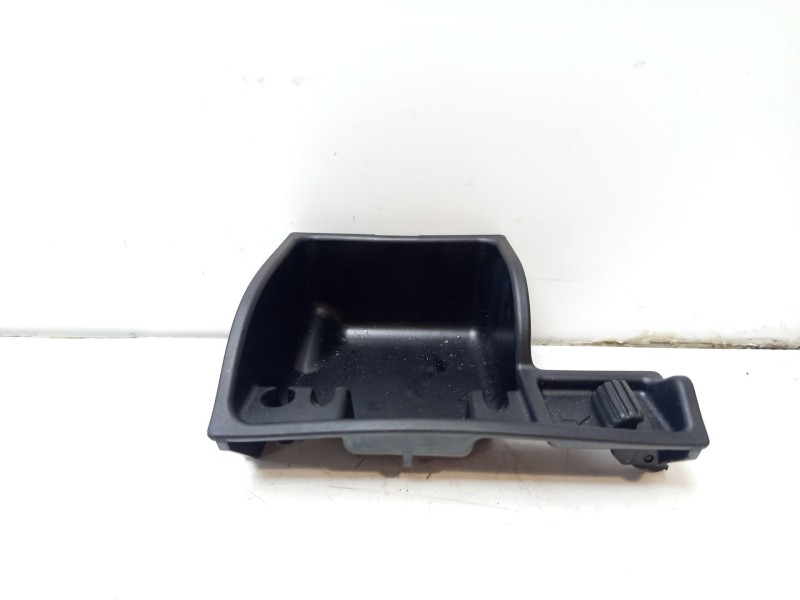 Recambio de moldura para mercedes-benz clase e (w211) e 220 cdi (211.008) referencia OEM IAM A2118100428  