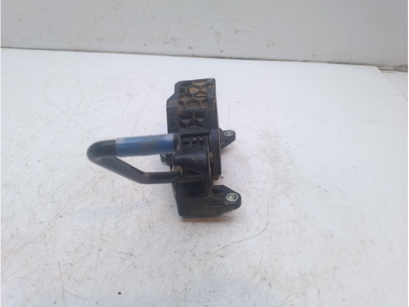 Recambio de pedal acelerador para toyota rav4 referencia OEM IAM 7811033141  