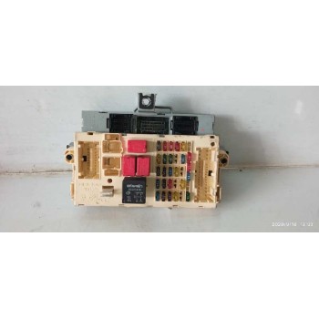 CAJA RELES / FUSIBLES 46797609 501208530060 