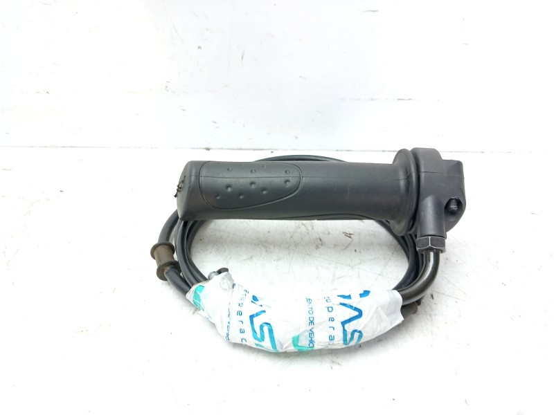 Recambio de puño acelerador para sym symphony 125 referencia OEM IAM 53140S1FH00  