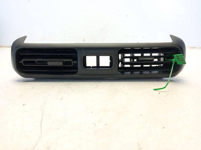 Recambio de rejilla aireadora para toyota proace verso 1.6 d-4d cat referencia OEM IAM SU001A9783  
